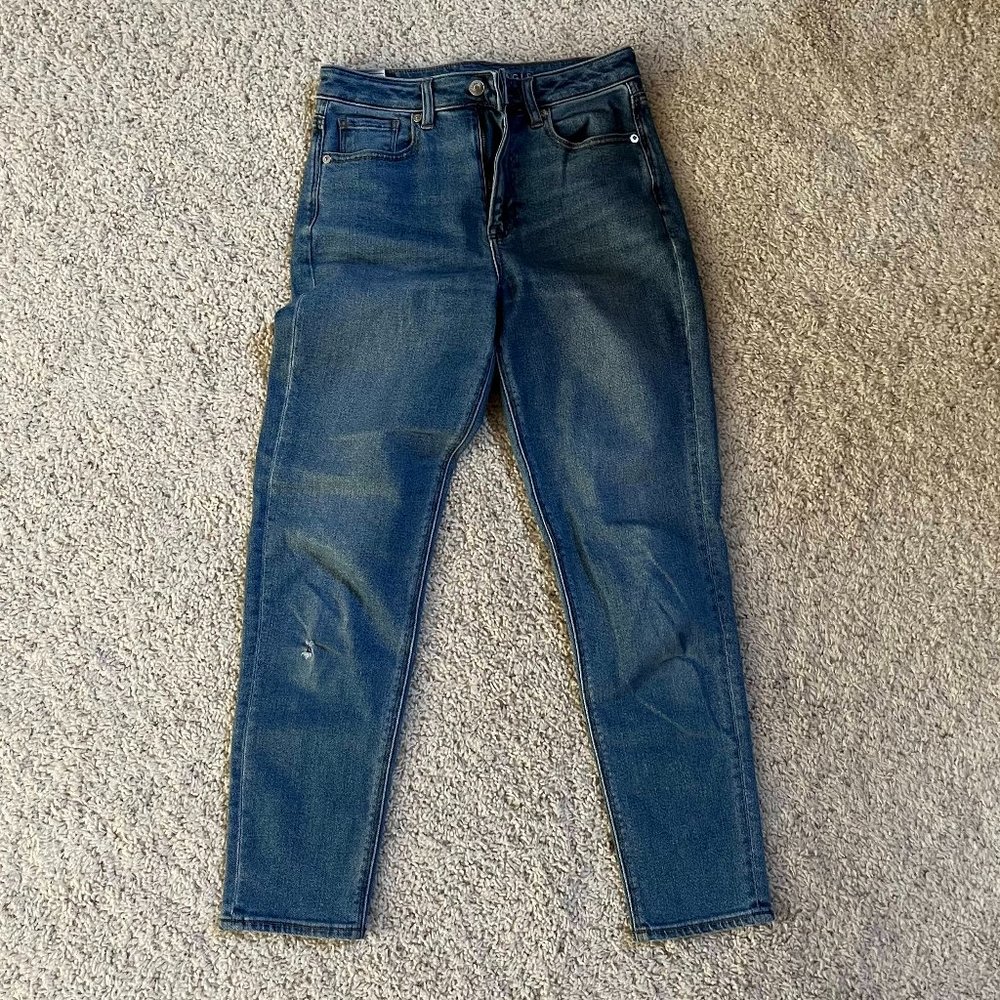 American Eagle Mom Jeans